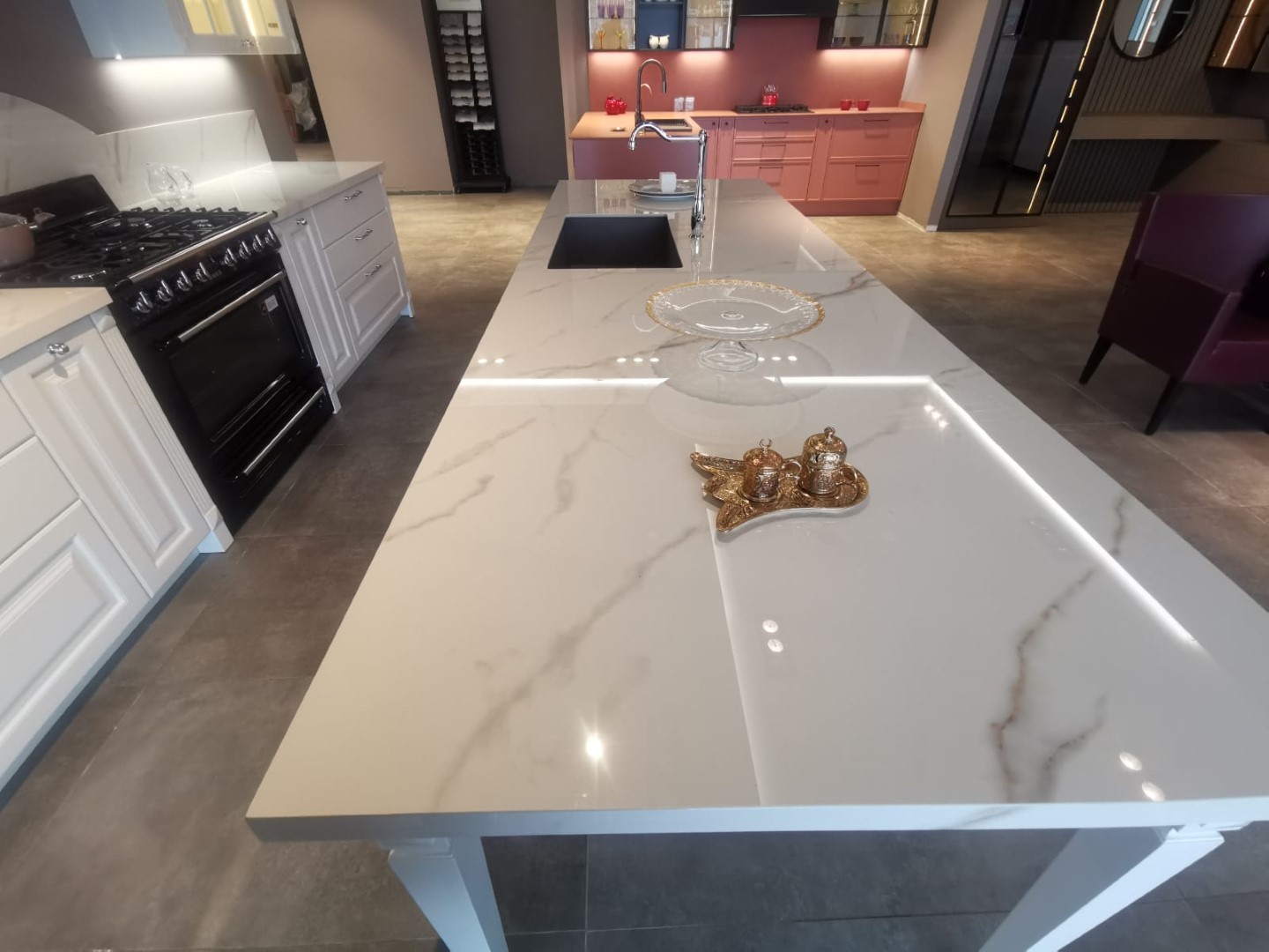 Lamar Calacatta Derma