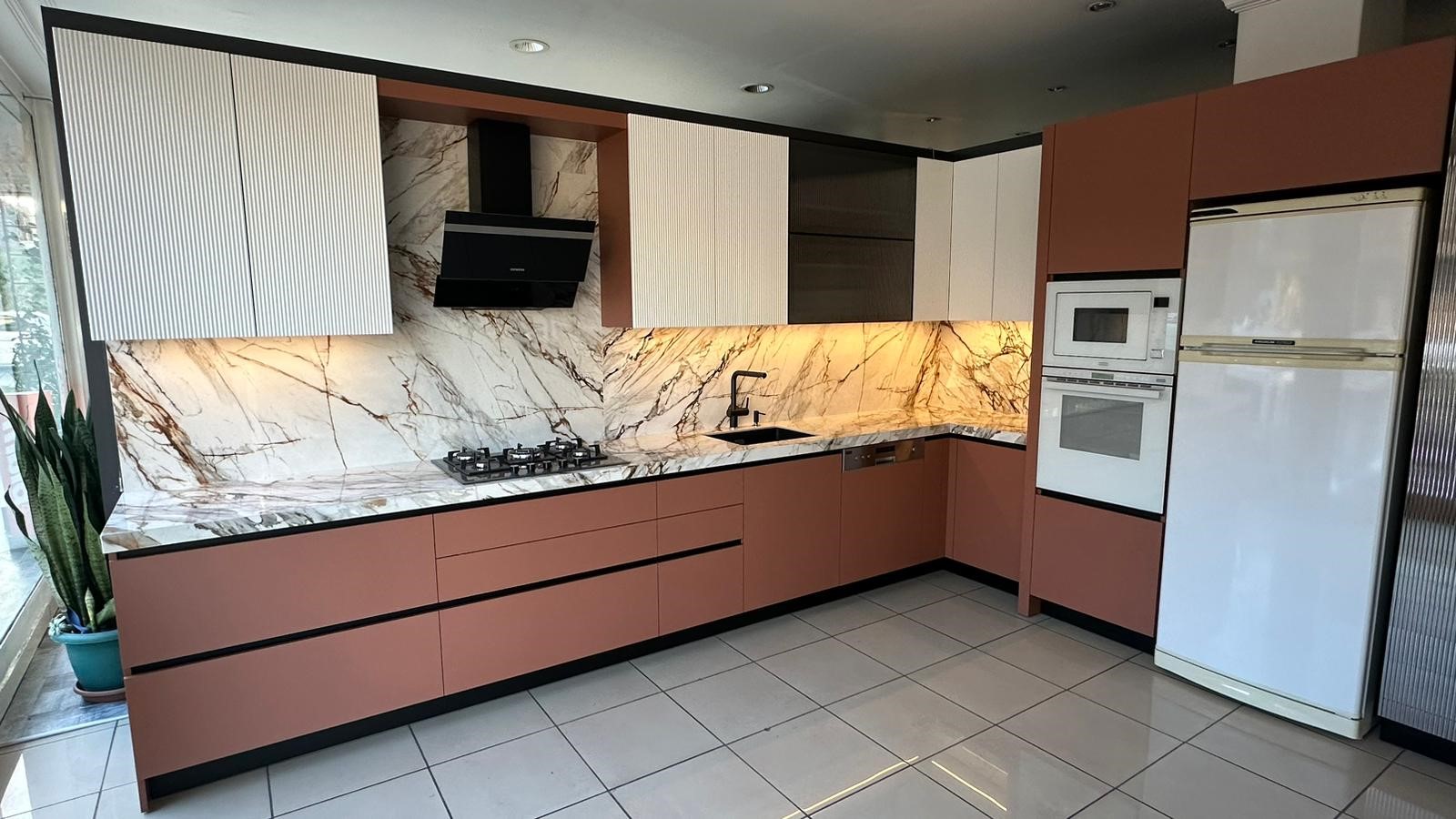 Lamar Calacatta Luxor